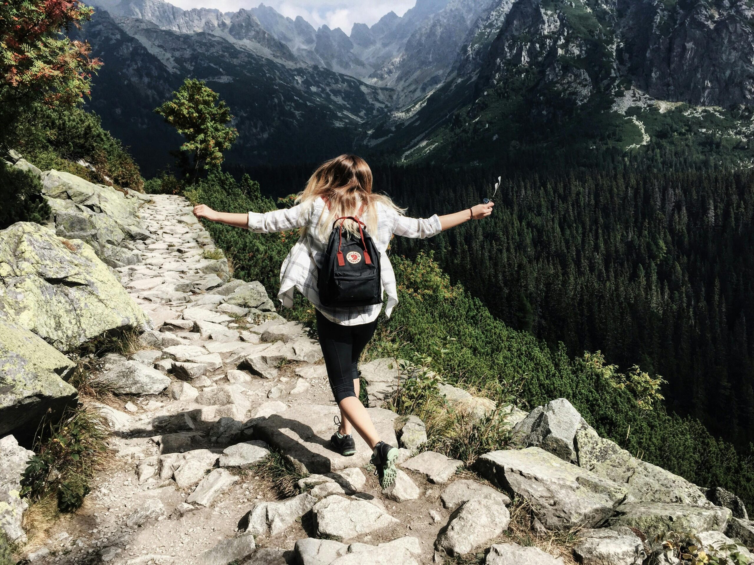 How to Travel the World Eco-Consciously: A Guide for Responsible Explorers